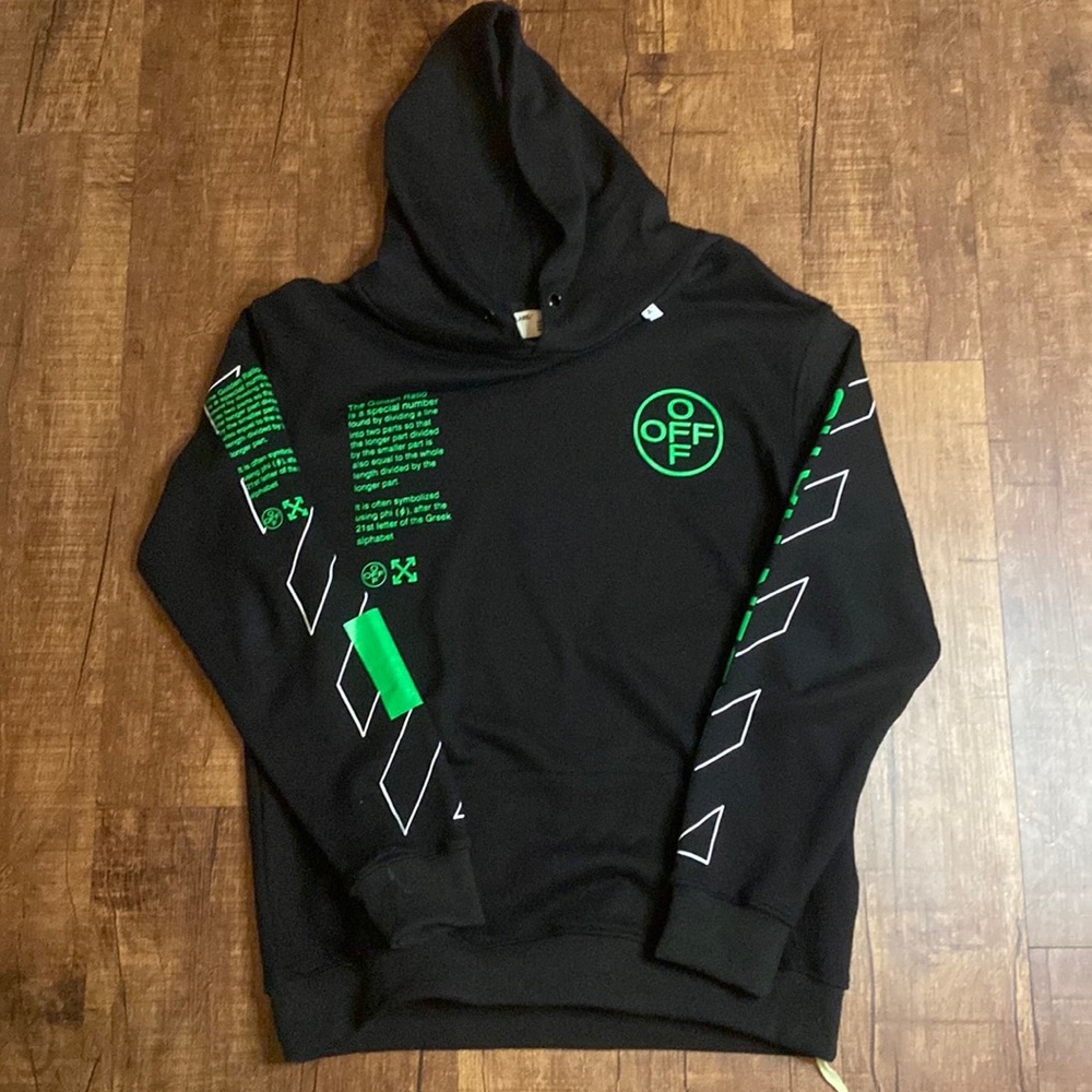 Off-White Size M